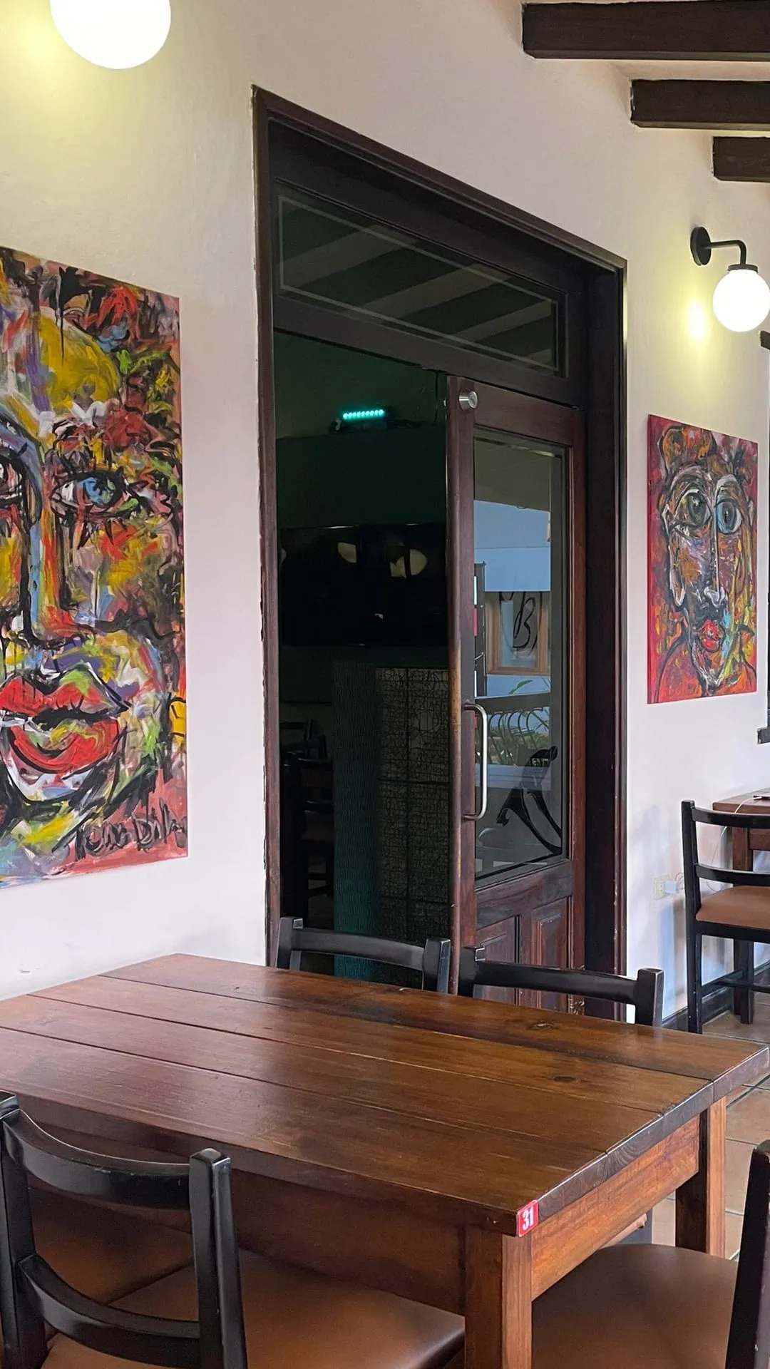 information_capacity_icon_container_image